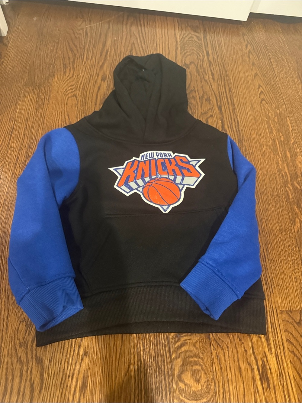 New York Knicks Kids Black & Blue Pullover Hoodie